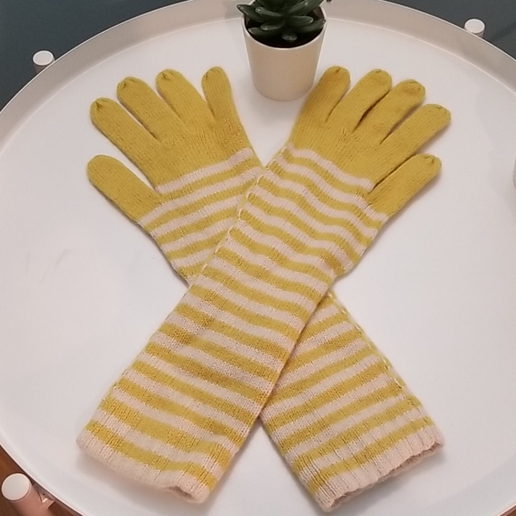 Yellow and white stripe long mittens one size NWT - Picture 1 of 4